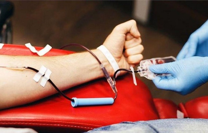 Hiến máu vừa là hành động đẹp vừa giúp bạn biết chính xác nhóm máu của mình