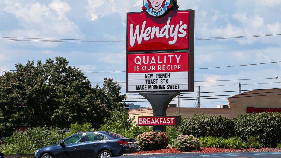 Wendy's sign